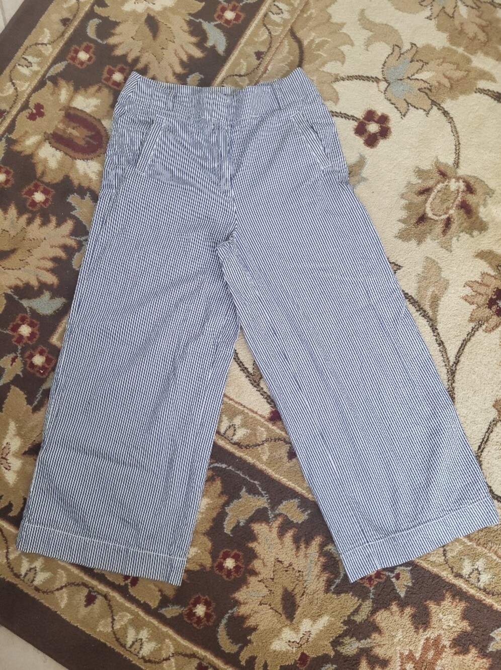 Loft "Marisa" Woman's Size 8  Sear sucker wide legs Pants Front Back Pockets